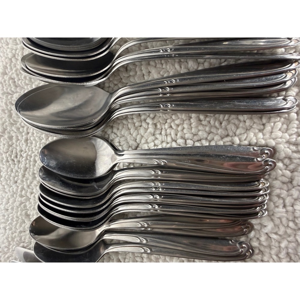Simeon L. & George H. Rogers Co Stainless Flatware Enchantment‎ Set 77pc - Picture 3 of 11